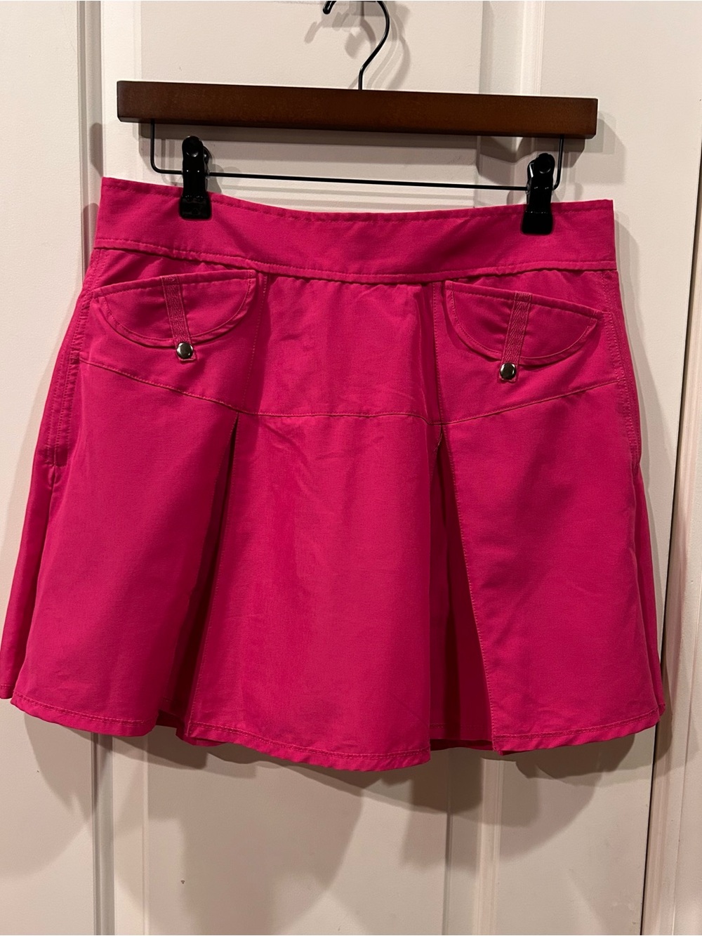 Freedom Trail Hot Pink Pleated Mini Skort Skirt Snap Pocket Detail